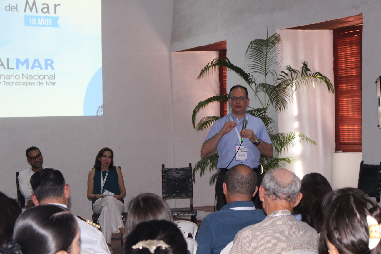 Actividad académica y experiencia de campo del Doctorado en Ciencias del Mar 28