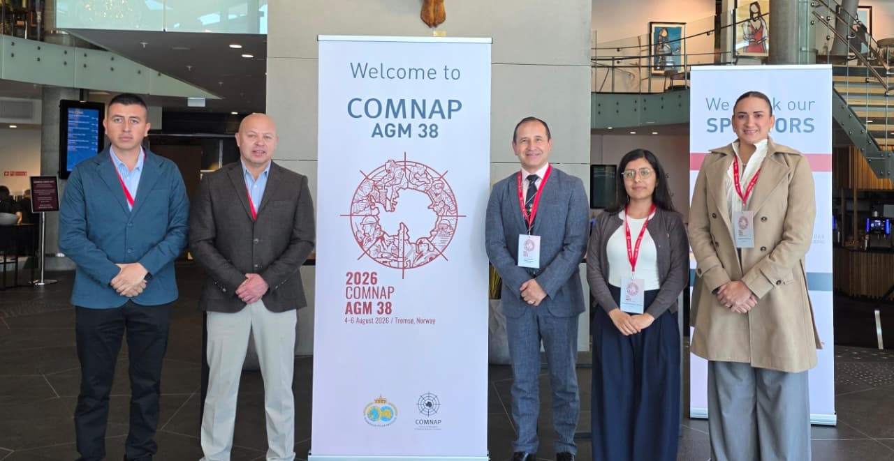 El Programa Antártico Colombiano participó en la 38.ª Reunión Anual del COMNAP en Noruega
